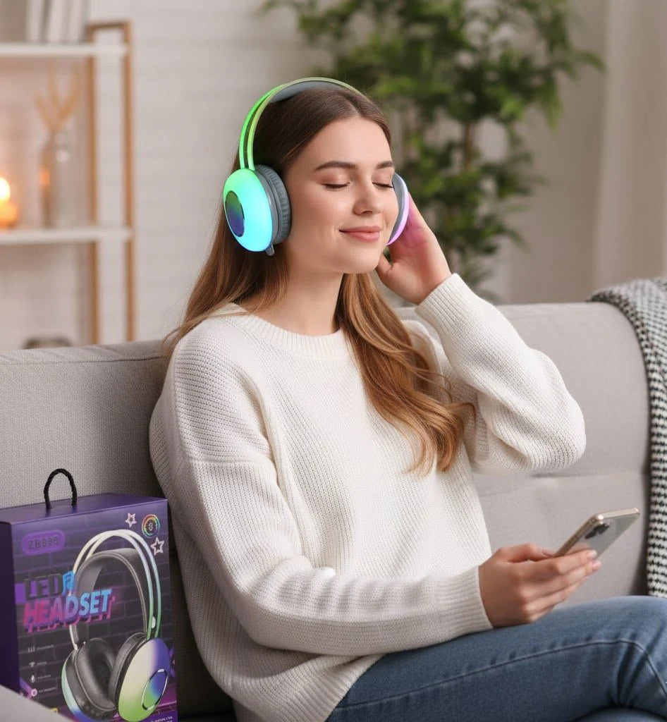 سماعات رأس لاسلكية بتقنية LED – صوت ستريو عالي الدقة وتأثيرات إضاءة RGB